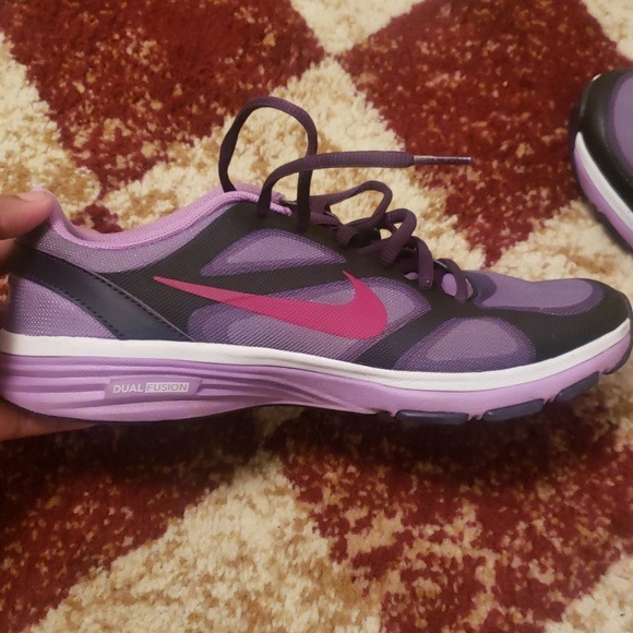 Nike Duel Fusion sneakers Size 8 - Picture 2 of 2